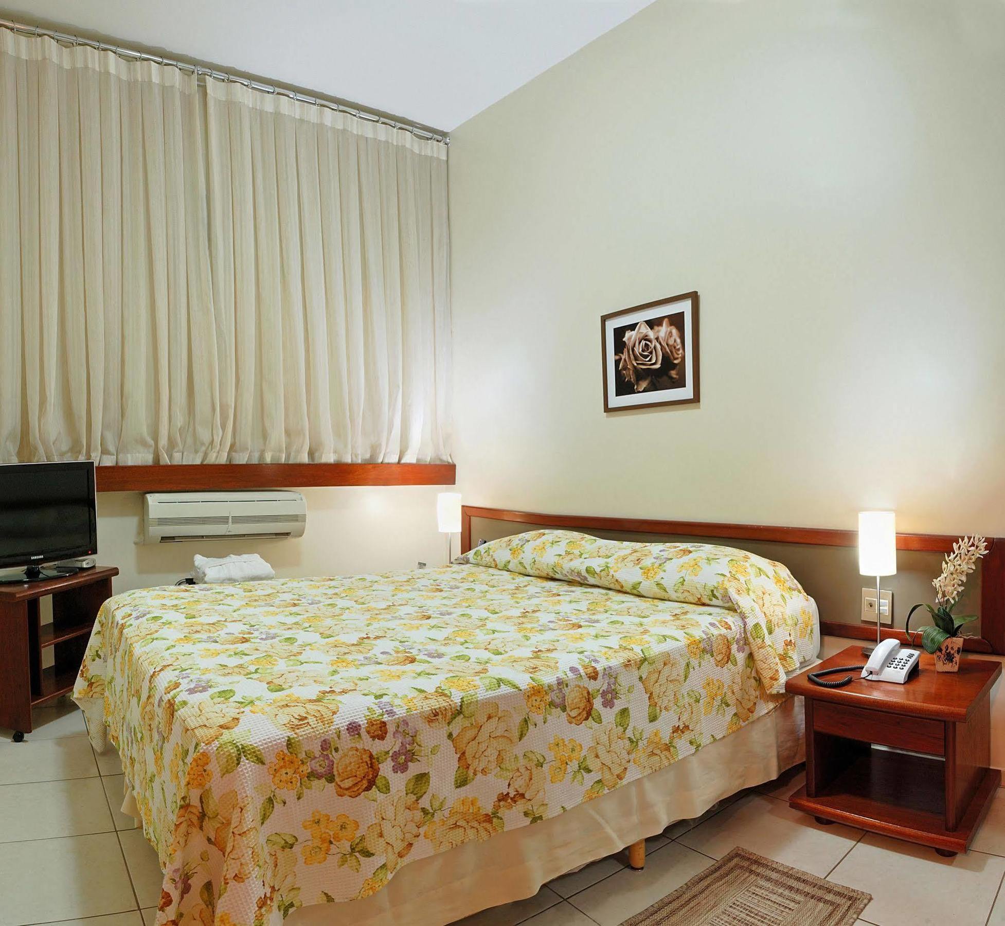 Hotel Flat Bassano Vaccarini 리베이라오프레토 외부 사진